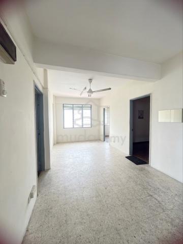 Dahlia Apartment (Putra Perdana) 1