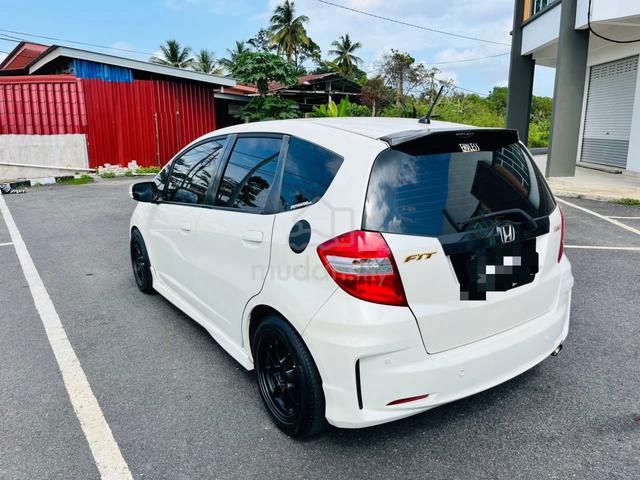 2011 Honda JAZZ 1.5 I-VTEC RS (A) - 4
