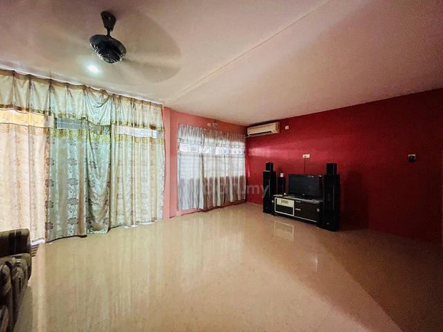 1.5-storey Terraced House for Sale, 5 Bedroom, 1600 sq.ft, Teluk Intan ...