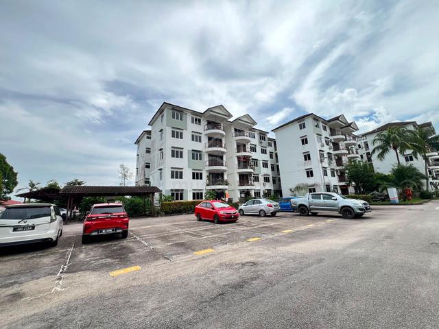 Selesa Puteri Condominium 1