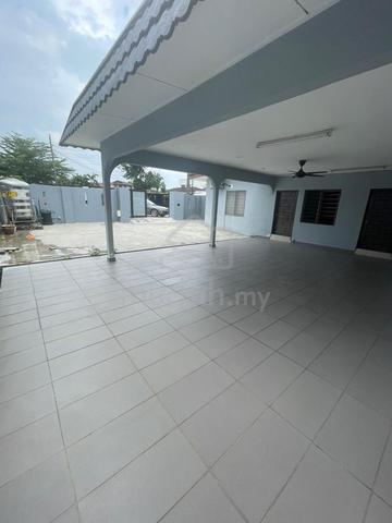 Pandamaran Single Storey Semi-D House for rent 50x120 6 rooms sewa 1