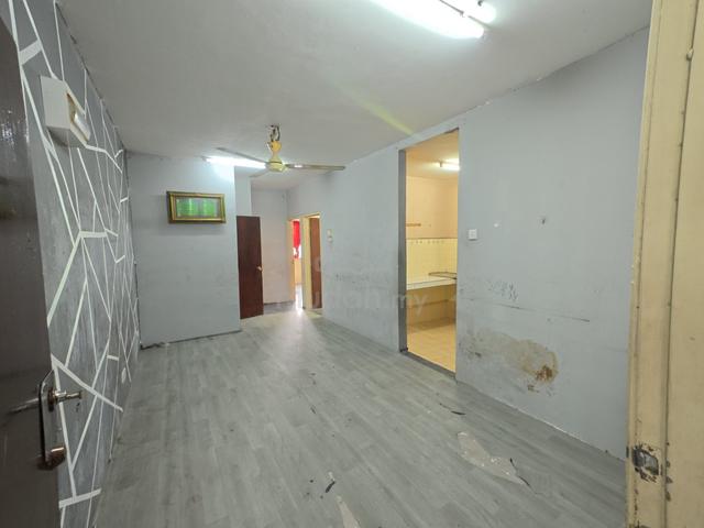 Enggang Apartment 1