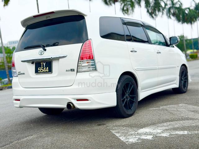 Toyota INNOVA 2.0 G FACELIFT GOOD CONDITION - 4