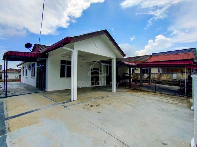 Taman Tuanku Jaafar Senawang Semi Detached 1Storey Freehold For Sale 1