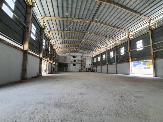 Rawang intergrated factory / warehouse , easy acess plus highway 1