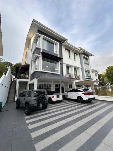 The Golf East 2.5 Storey Semi Detached House For Sale, Horizon Hills 1