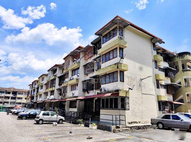 Taman Megah Cheras Apartment 1
