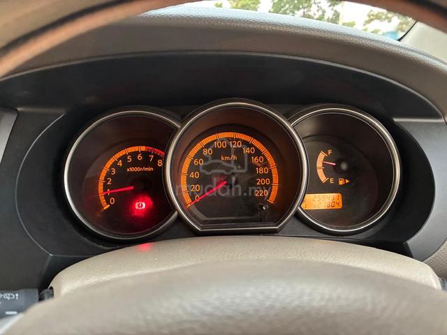 2010 Nissan GRAND LIVINA 1.6 CLASSIC/COMFORT (M) - 4