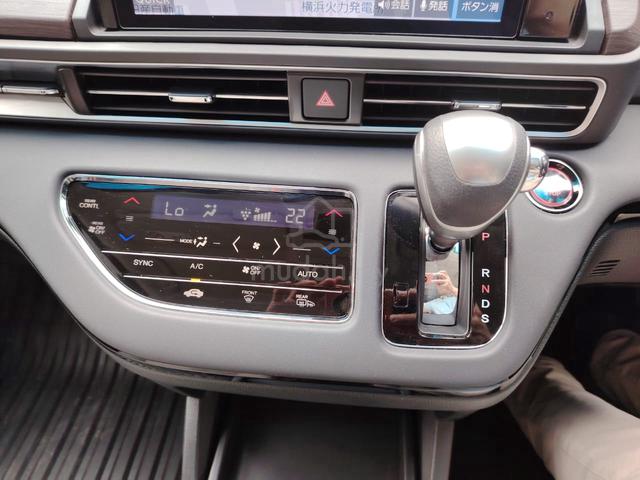 2021 Honda Odyssey 2.4L Absolute Japan Grade 6  - 3