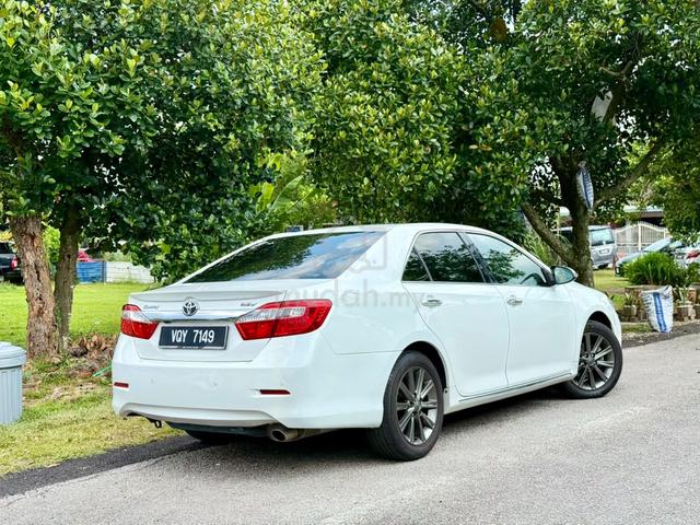 ON THE ROAD 2012 Toyota CAMRY 2.5 V (A) - 4