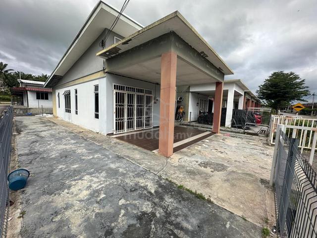 Teres Setingkat end Lot - Taman Lipat Kajang Perdana, Jasin, Melaka 1