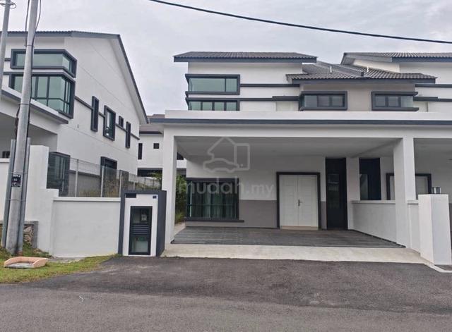 semi-d double story house 1