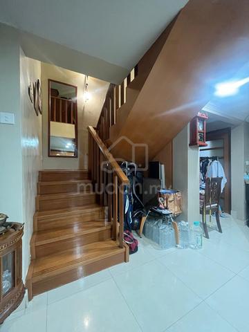 Rumah Teres 2 Tingkat Lot Tepi Taman Melawati Setapak Untuk Dijual 5