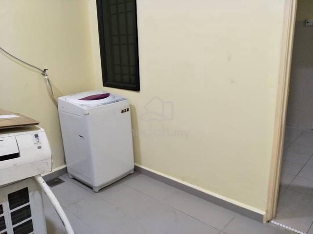 TanJong Malim Room for rent 5