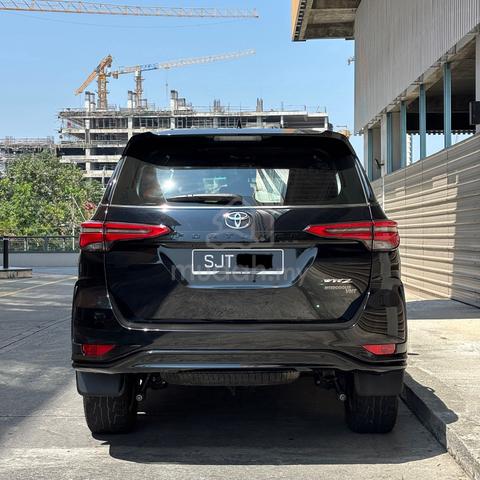SPECIAL DEAL‼️BEST PRICE‼️Toyota Fortuner 2.8 VRZ - 5