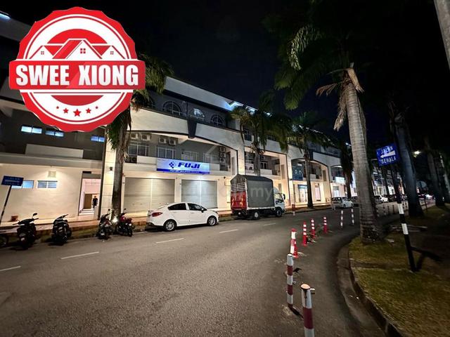 TRIPLE 3 STY DPIAZZA SHOP LOT 3000sf D PIAZZA D'PIAZZA BAYAN BARU 1