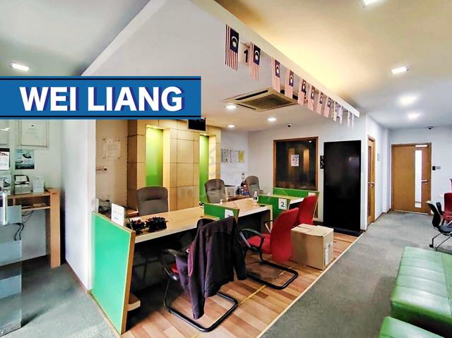 2 STRY Shoplot [2200sf] MAIN ROAD l EASY ACCESS ROAD l Greenlane 1