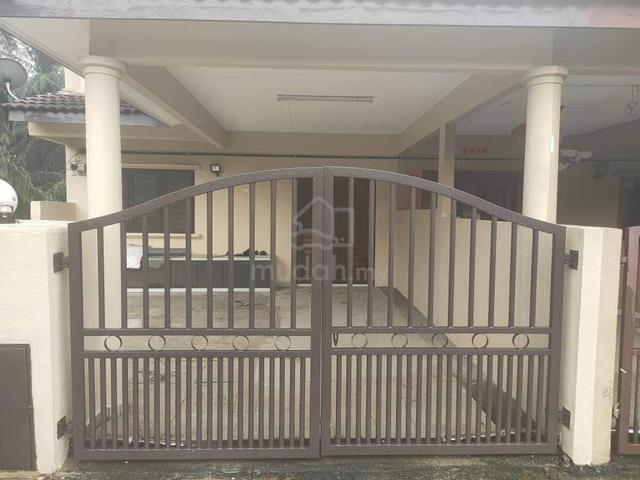 [full Loan] End Lot Unit 2 Storey Terraced 4br3b KAPAR Klang 1
