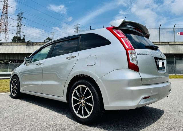 -2011-Honda STREAM 1.8 RN6 FACELIFT (A) Kedai/Cash - 2