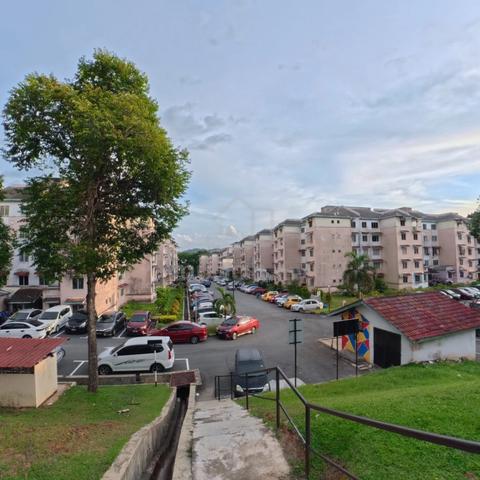 Apartment Anggerik Taman Bunga Raya 1