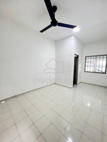 Desaru Utama, Bandar Penawar, Setingkat 3B.Tidur 20x60 Full Loan Bumi 5