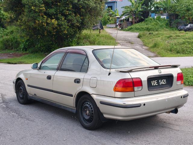 1996 Honda CIVIC 1.6 VTi (A) - 4