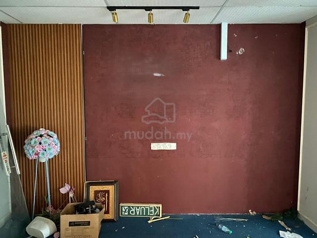 Tingkat 1 Rumah Kedai Pekan Jitra 2 untuk disewa 1