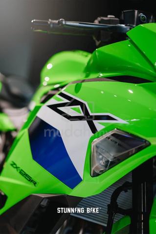Carousel Image