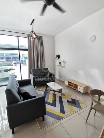 Nice condition Modern design bandar Seri alam @masai house for sale 1