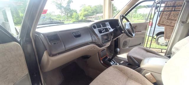 2003 Toyota UNSER 1.8 LGX (A) - 2