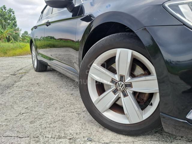 VOLKSWAGEN PASSAT 2018 1.8 (A)  loan kedai  - 4