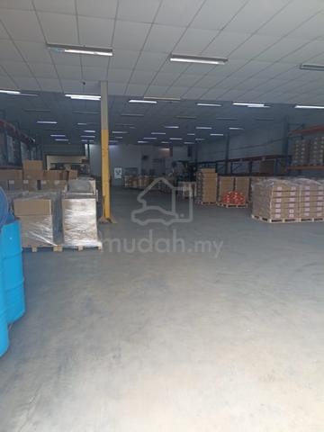 Jelutong 1st grade warehouse near Kapal Singh, Georgetown 1