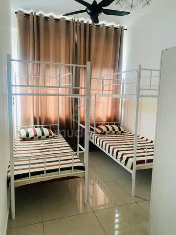 Master room - sharing 4 Legasi Kg Bharu 1