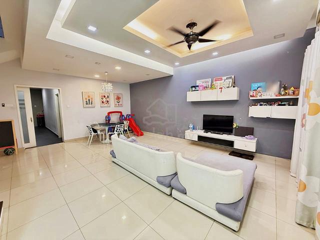 Renovated 2 Storey Damai Residences Kemuning Utama 1