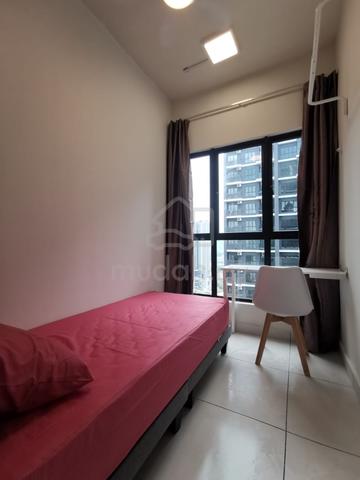 Majestic Maxim Small Room for Rent 1
