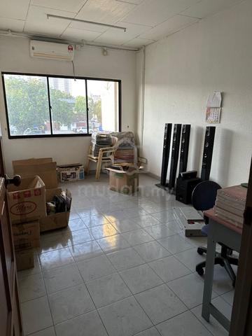 Shop lot ground and 1st floor in Butterworth For Rent 1