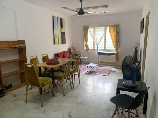 Flat PKNS Seksyen 7 Shah Alam 1
