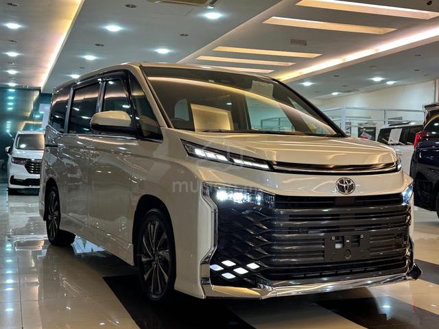 [ GRADE 5A ] 2023 Toyota VOXY S-Z (A) 17K KM - 1
