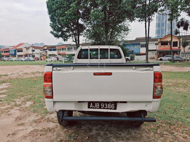 2012 Toyota HILUX SINGLE CAB (M) - 4