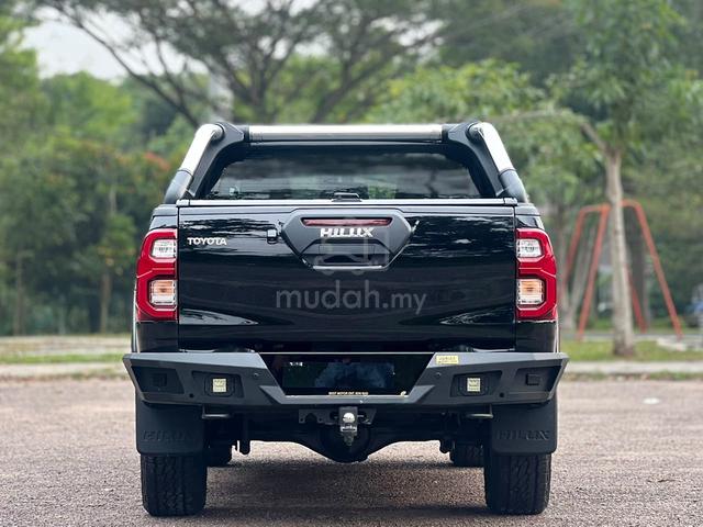 2023 Toyota HILUX 2.8 ROGUE MILEAGE 30K UNDER WRTY - 4