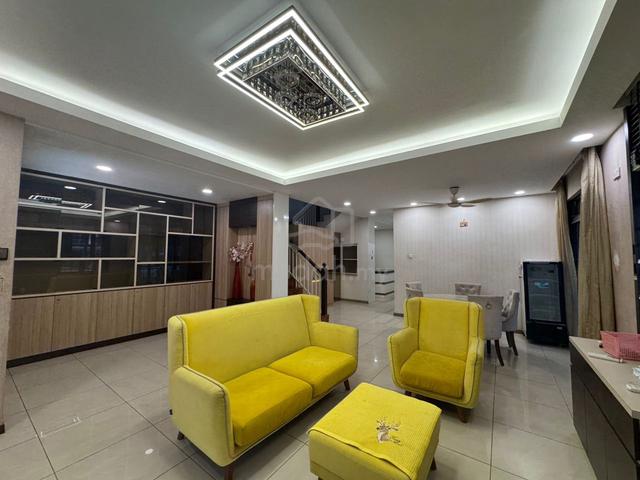 Taman Mount Austin @ Austin Height 1 Double Storey Cluster Corner 1