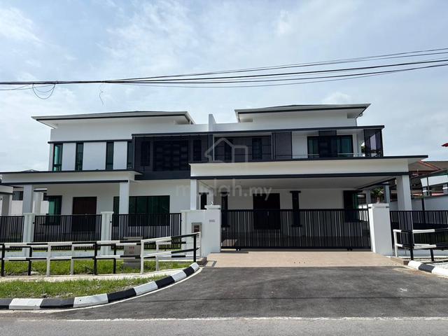 Green Height Semi-D Double Storey Brand New 1
