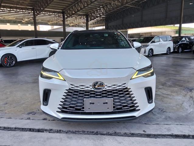 5A 12K KM MILEA 2023 Lexus RX350 2.4 VERSION L - 5