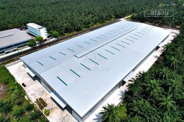 Telok gong klang warehouse 13 ceiling height 1200 amp 63800sf 1