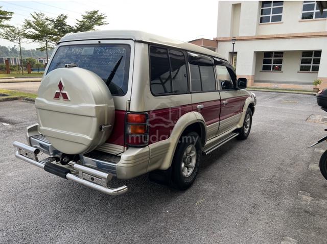 2000 Mitsubishi PAJERO 2.4 (A) - 2