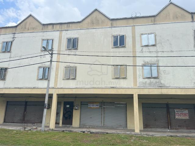 Seri Manjung, Lumut 3 Storey TERRACE FACTORY For Sale 1