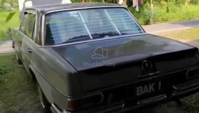 1995 Mercedes Benz 280SE 2.7 (M) - 2