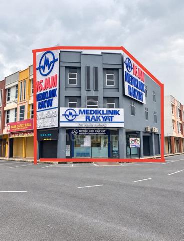 Corner Shoplot 3 Storey Arau Perlis 1