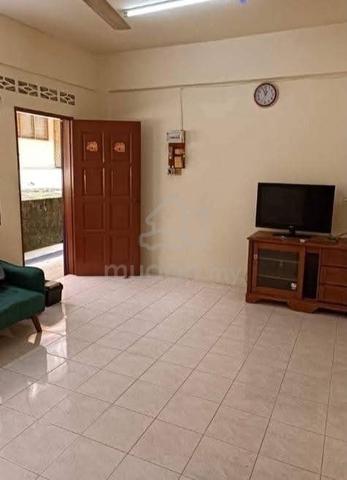 flat taman lipis 1