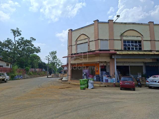 CORNER Double Storey shop Kuantan,Pahang 1